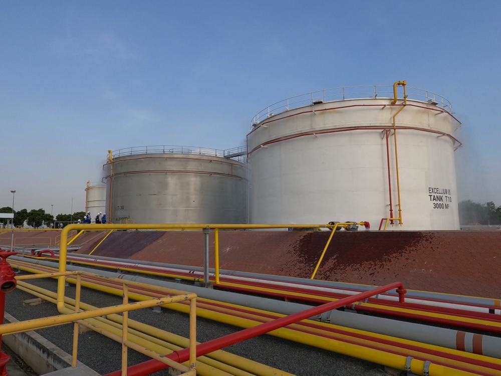 Fuel storage tank construction site